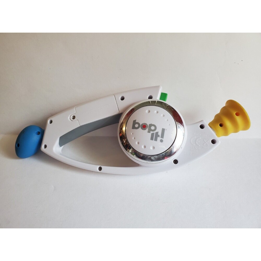 2008 Hasbro Original BOP IT White Electronic Game Twist Pull Tested And Cleaned